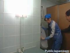 Cleaner guys fucked in the toilet